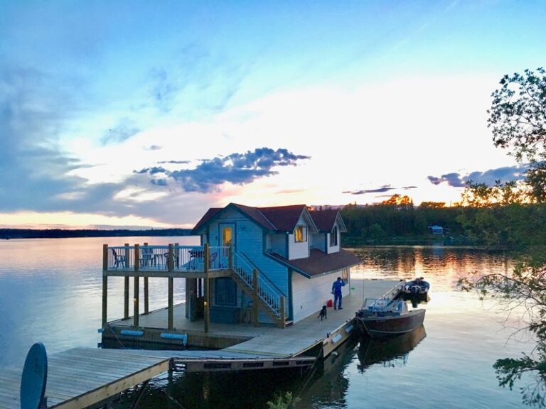 Minaki Cottage and Cabin Rentals Sunset Point Minaki